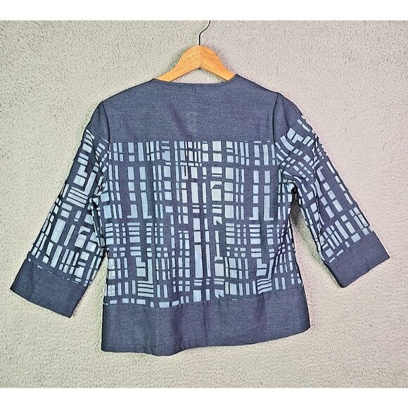 Chicos Lightweight Blue Gray Burnout Jacket Size 0 Geometric Pattern 3/4 Sleeve - Picture 2 of 15